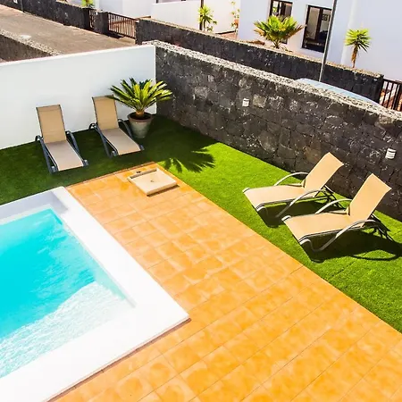 Villa Impeccable Modern 2-bed - Casa Michelle *
